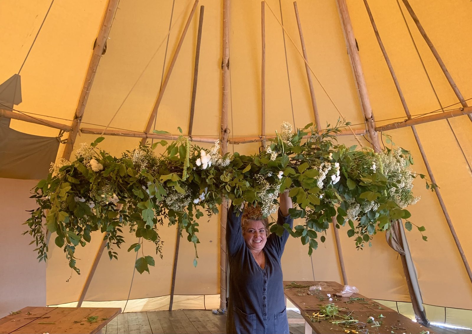 Suspended floral and foliage centrepiece